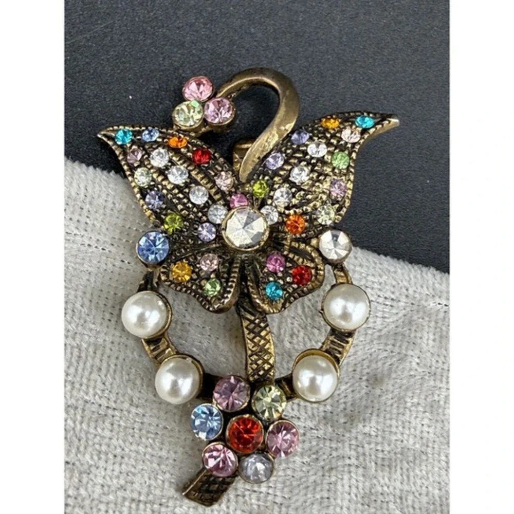 Vintage Butterfly Brooch Red Pink Clear Rhinestone Faux Pearl‎ Gold Tone
